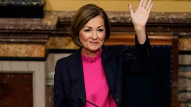 Photo of Kim Reynolds Signs Gop-backed Measure Banning Transgender Girls From Female Sports