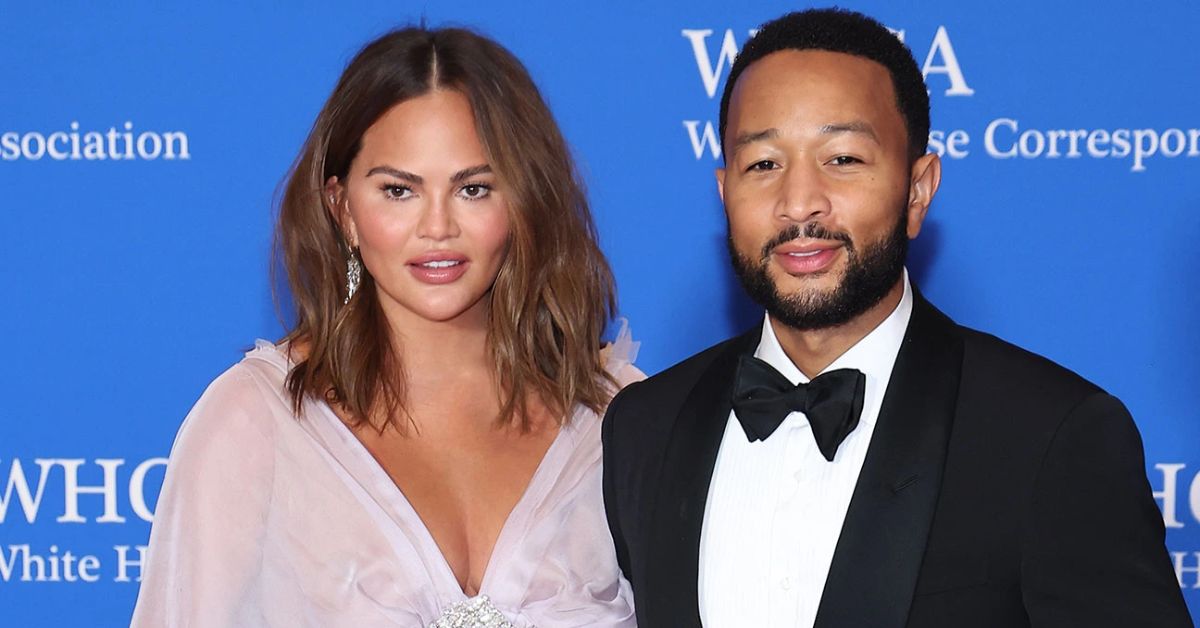 Chrissy Teigen John Legend Welcome Their 4th Baby