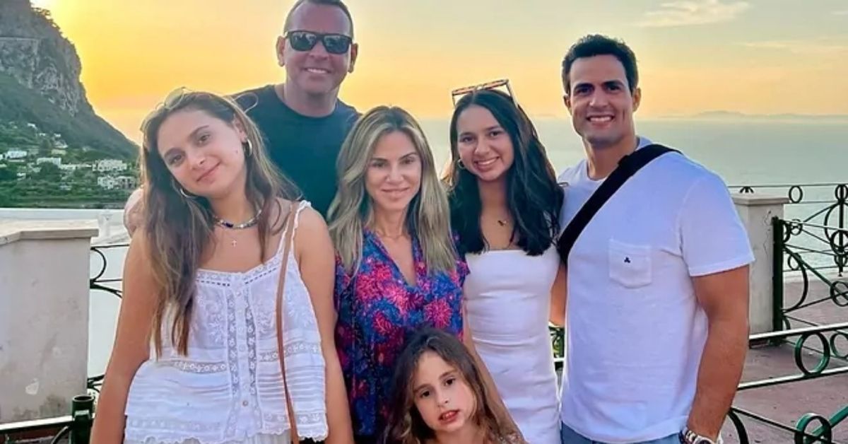 Is Alex Rodriguez Married and Have Kids