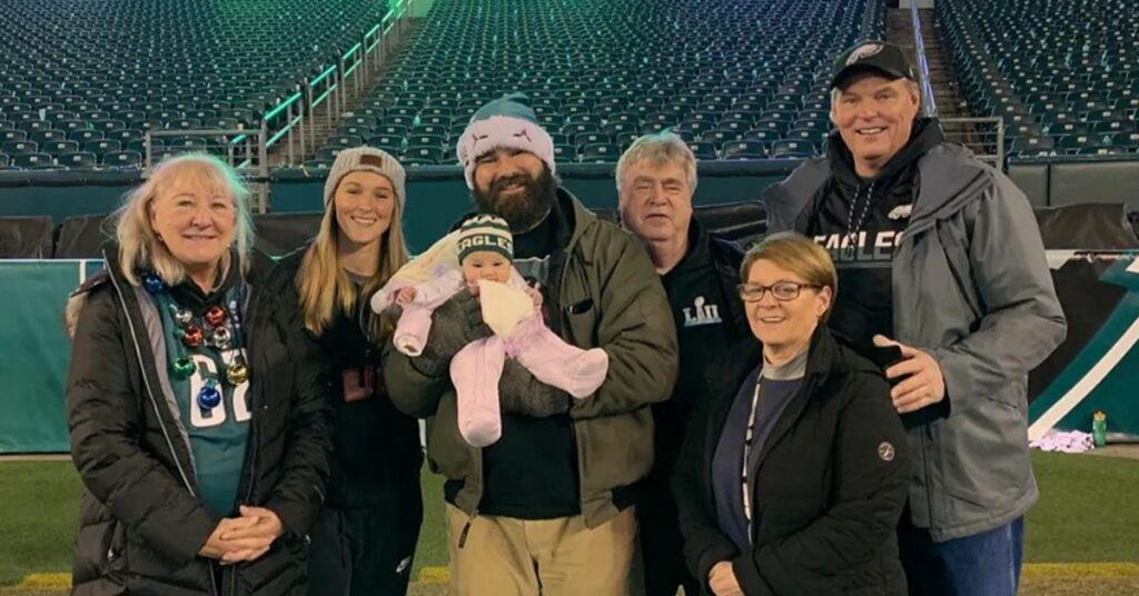 The Truth About Kelce’s Parents: Are Kelce Parents Divorced? - Pop Top News