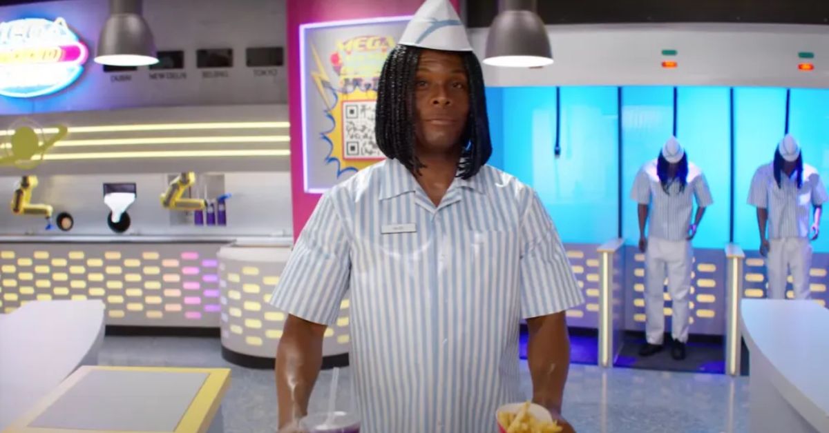 The Cast of Good Burger 2